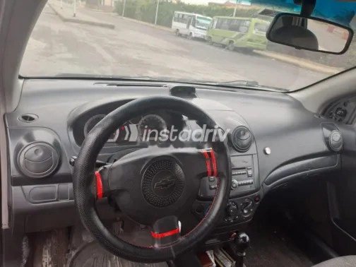 شيفروليه افيو 2009 رمادي مستعملة للبيع - 8