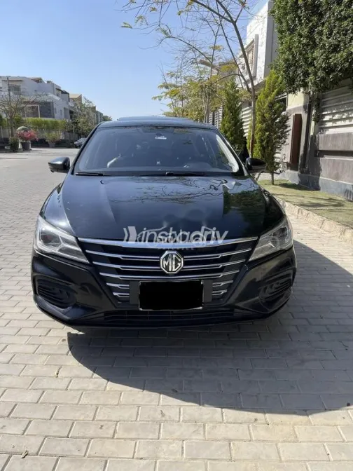 ام جى 5 2021 أبيض مستعملة للبيع - 1