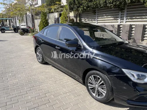 ام جى 5 2021 أبيض مستعملة للبيع - 4