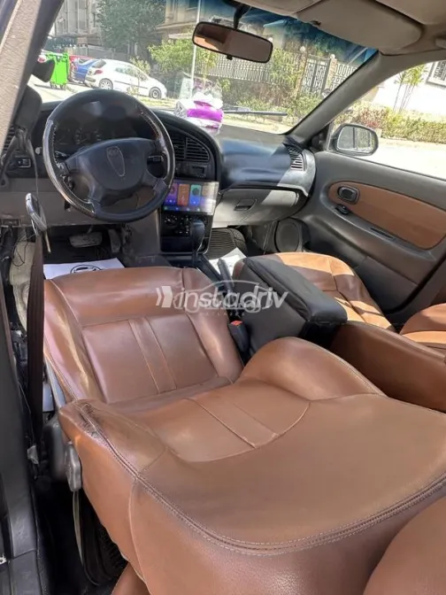 كيا سبكترا 2004 أسود مستعملة للبيع - 5