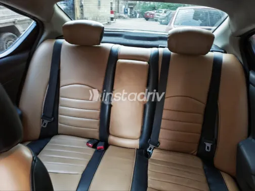 نيسان صنى 2016 أسود مستعملة للبيع - 5