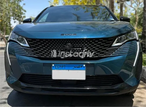 بيجو 5008 2023 أزرق مستعملة للبيع - 6