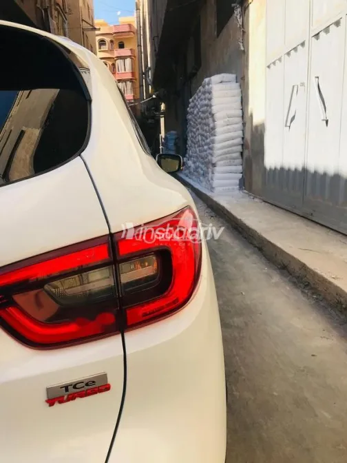 رينو كادجار 2018 أبيض مستعملة للبيع - 10