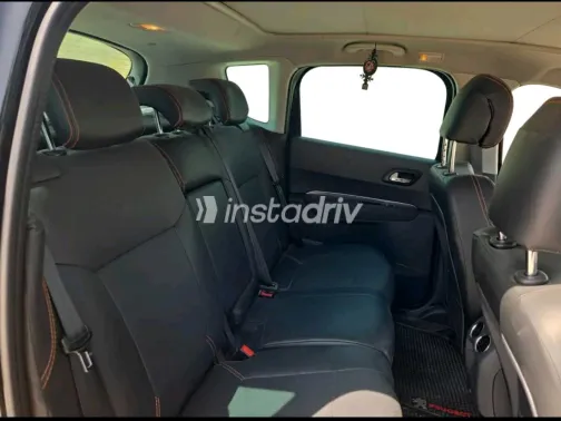 بيجو 3008 2015 أبيض مستعملة للبيع - 7