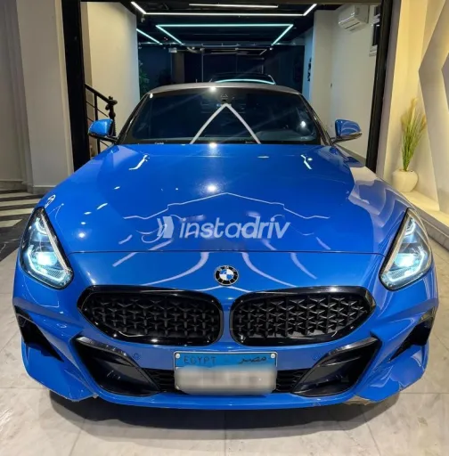 بي ام دبليو Z4 2020 أزرق غامق مستعملة للبيع - 1