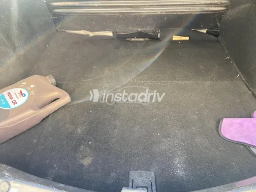 رينو لوجان 2015 أسود مستعملة للبيع - 3