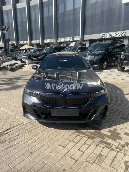 بي ام دبليو 520 2025 رمادي مستعملة للبيع - 5