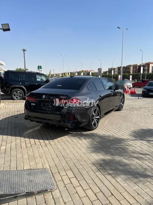 بي ام دبليو 520 2025 رمادي مستعملة للبيع - 7