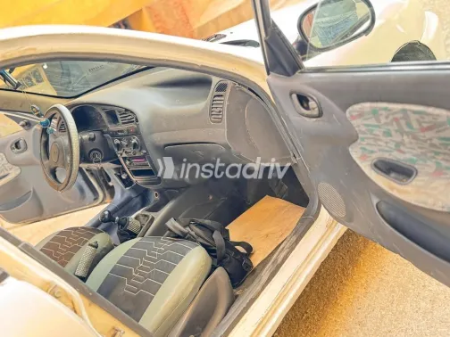 دايو جنترا 1999 أبيض مستعملة للبيع - 10