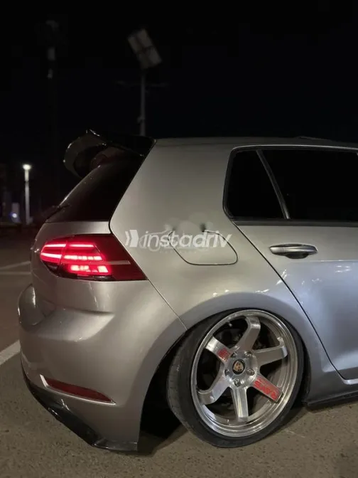 فولكس فاغن جولف 7 2019 رمادي مستعملة للبيع - 4