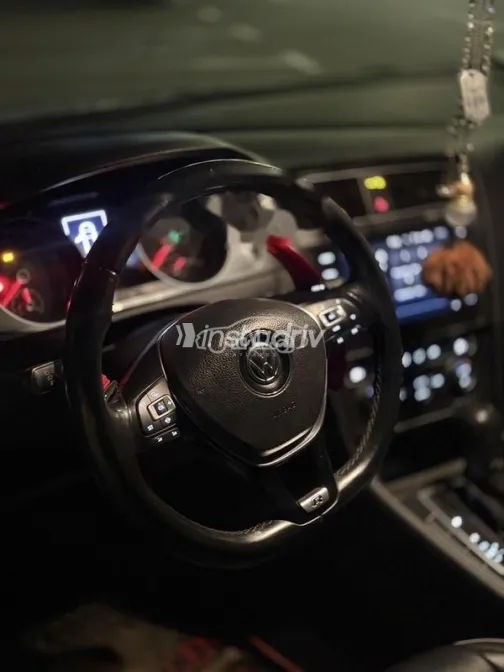 فولكس فاغن جولف 7 2019 رمادي مستعملة للبيع - 8