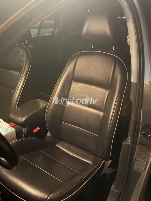 فولكس فاغن جولف 7 2019 رمادي مستعملة للبيع - 9