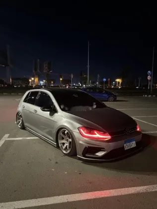 فولكس فاغن جولف 7 2019 رمادي مستعملة للبيع