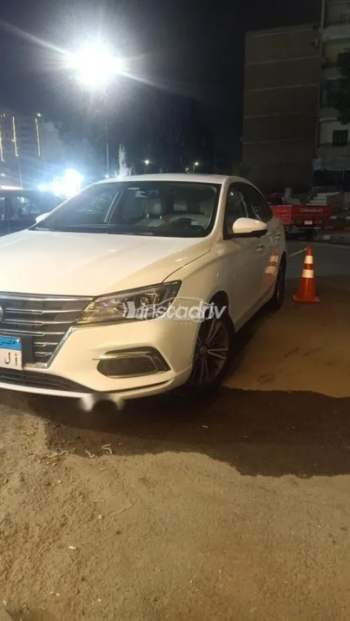 Kia Carens 2012 Gray Used for Sale - 5