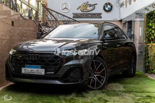 Audi Q8 2025 Gray Used for Sale - 1