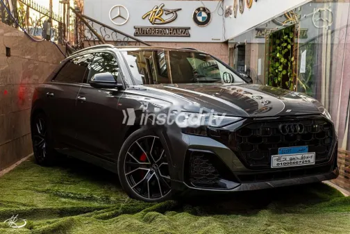 Audi Q8 2025 Gray Used for Sale - 4