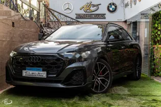 Audi Q8 2025 Gray Used for Sale