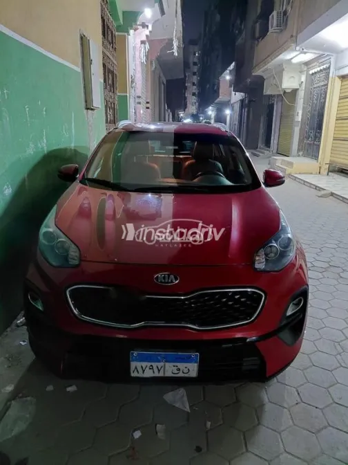 كيا سبورتاج 2021 أحمر مستعملة للبيع - 1