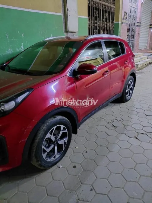 كيا سبورتاج 2021 أحمر مستعملة للبيع - 2