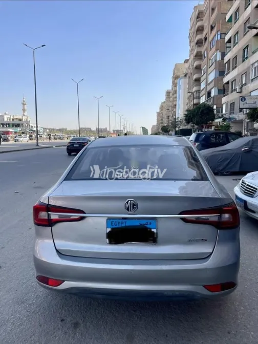 ام جى 5 2026 أبيض مستعملة للبيع - 1