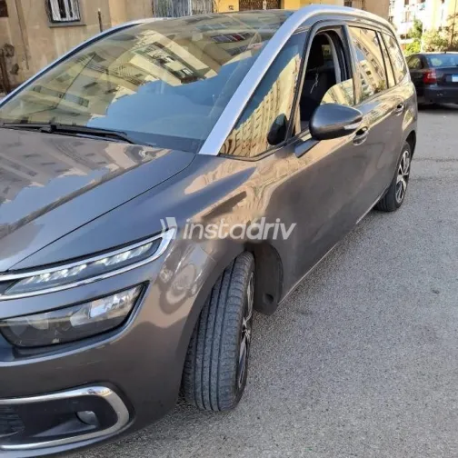 Citroën C4 Grand Picasso 2019 Gray Used for Sale - 7