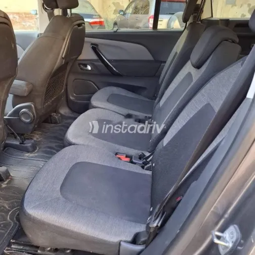 Citroën C4 Grand Picasso 2019 Gray Used for Sale - 9