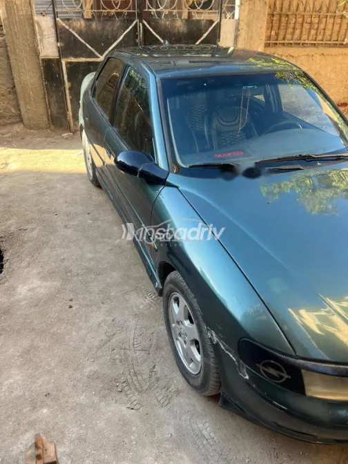 اوبل فيكترا 2000 أخضر مستعملة للبيع - 7