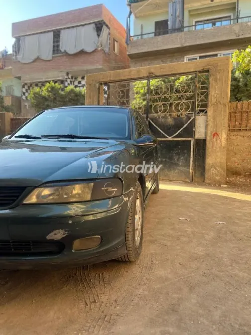 اوبل فيكترا 2000 أخضر مستعملة للبيع - 8
