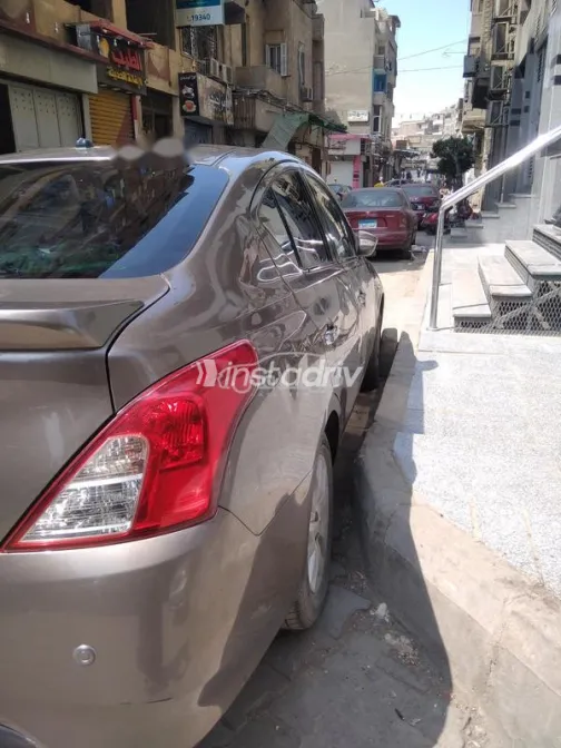 Nissan Sunny 2022 White Used for Sale - 2