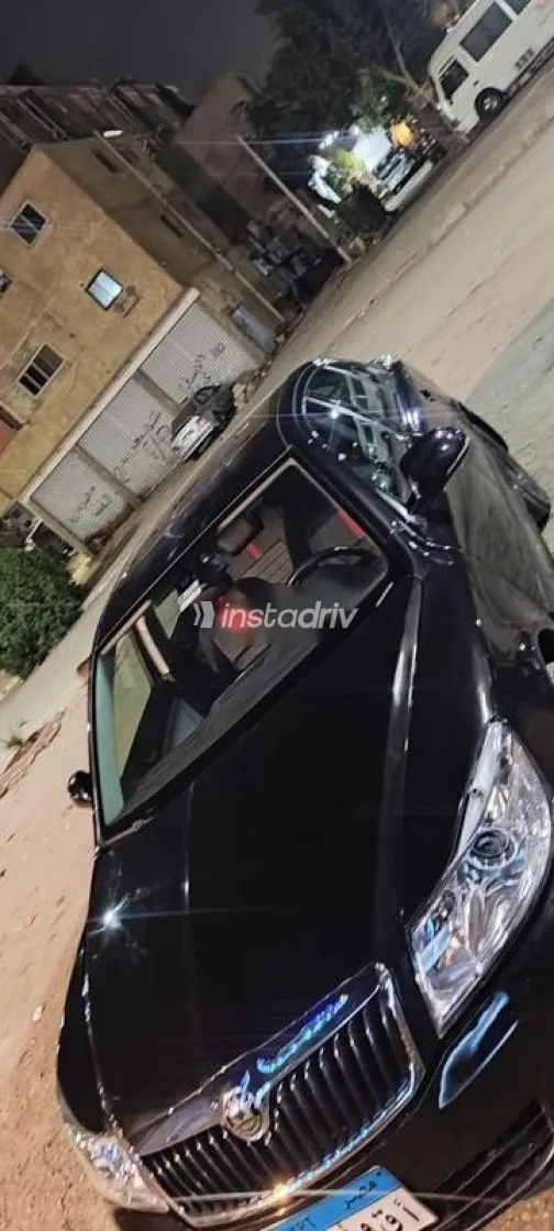 سكودا فانتازيا 2012 أسود مستعملة للبيع - 6