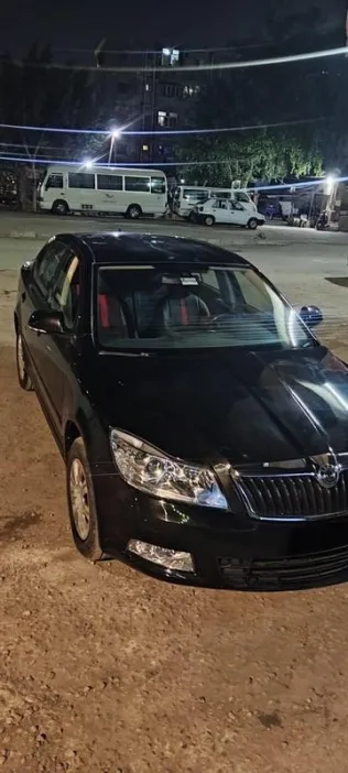 سكودا فانتازيا 2012 أسود مستعملة للبيع