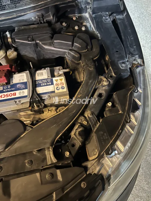 Nissan Qashqai 2017 White Used for Sale - 3