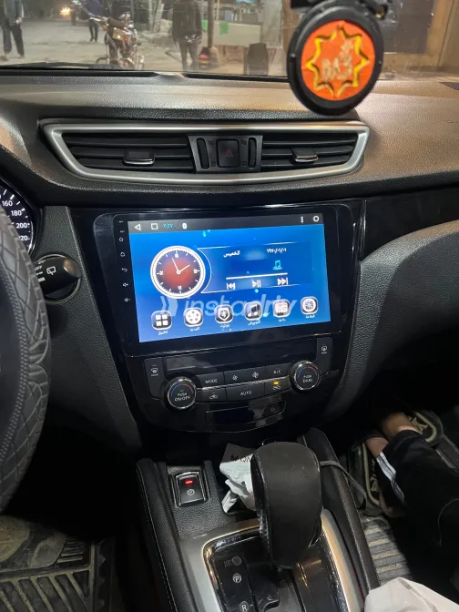 Nissan Qashqai 2017 White Used for Sale - 9