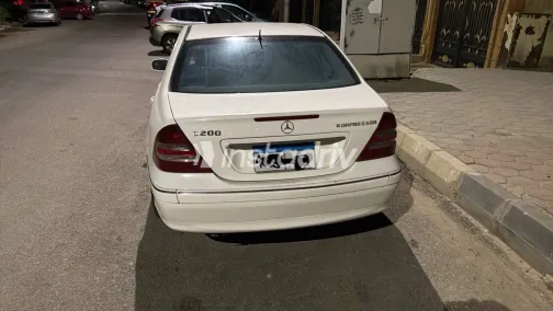 Mercedes C 200 2002 White Used for Sale - 4