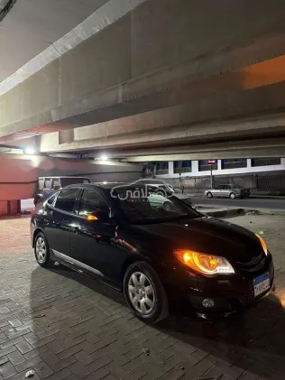 هيونداي إلنترا 2020 أسود مستعملة للبيع