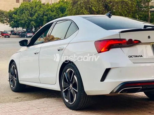 Skoda Octavia 2023 White Used for Sale - 6