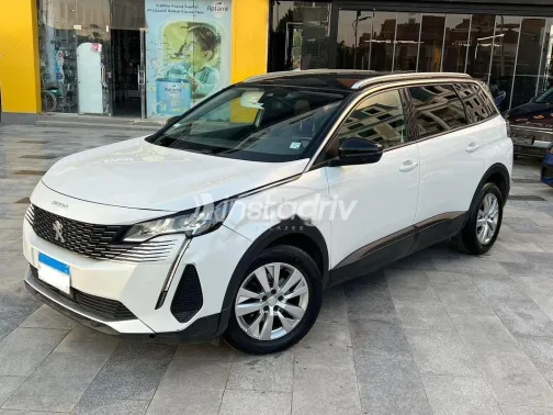 Peugeot 5008 2021 White Used for Sale - 7