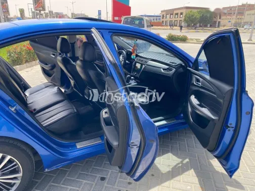 ام جى 5 2021 أزرق غامق مستعملة للبيع - 9