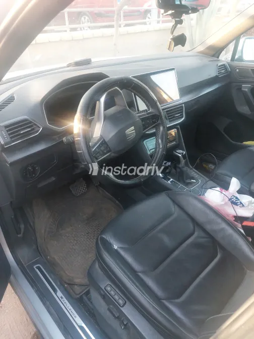 سيات تاراكو 2022 أبيض مستعملة للبيع - 4