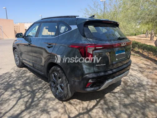 Kia Seltos 2026 White Used for Sale - 8