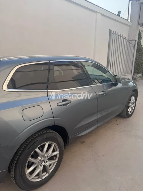 Volvo XC60 2020 White Used for Sale - 2