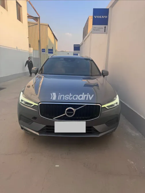Volvo XC60 2020 White Used for Sale - 6