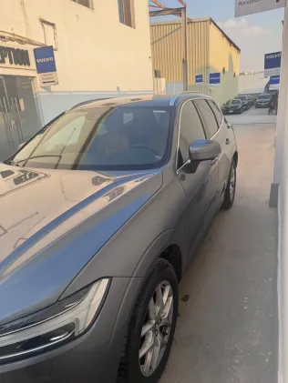 Volvo XC60 2020 White Used for Sale