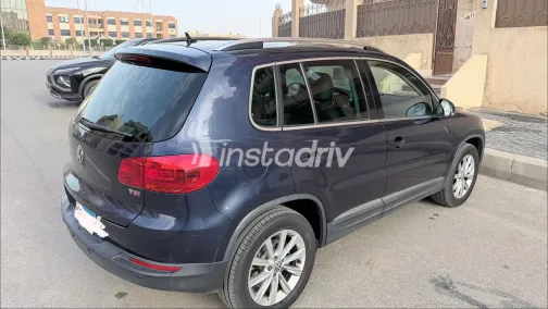 فولكس فاغن تيجون 2016 أبيض مستعملة للبيع - 4