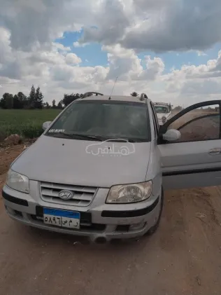 هيونداي ماتريكس 2003 فضي مستعملة للبيع