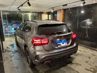 مرسيدس GLA 200 2020 رمادي مستعملة للبيع