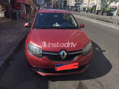 رينو لوجان 2016 أحمر غامق مستعملة للبيع - 1
