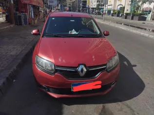 رينو لوجان 2016 أحمر غامق مستعملة للبيع