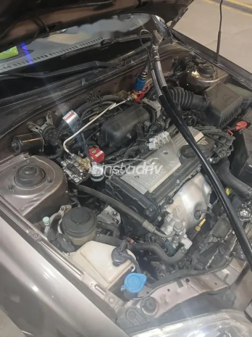 Hyundai Verna 2017 White Used for Sale - 8