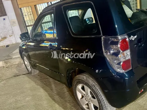 سوزوكى جراند فيتارا 2007 أسود مستعملة للبيع - 1